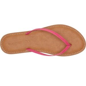 Amazon Essentials women’s thong sandals - Turquoise - Size 10